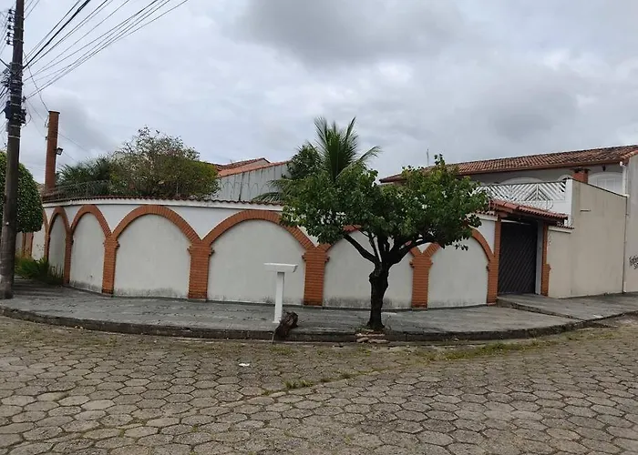 Casa Com Piscina Peruibe