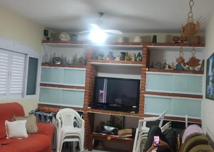 Casa Com Piscina Peruibe